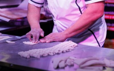 Exitosa master class de panadería con Néstor Mojica