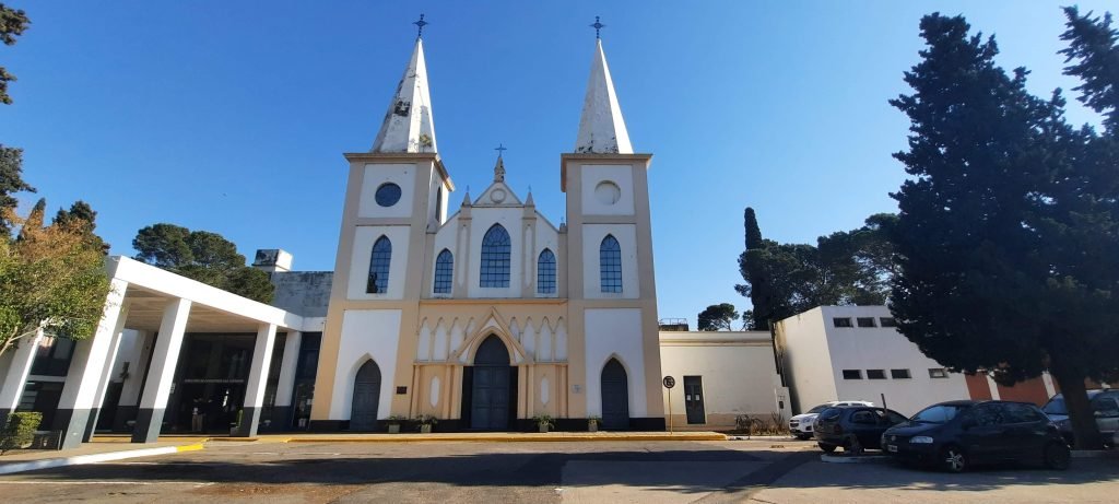 Córdoba presentó su camino de cementerios
