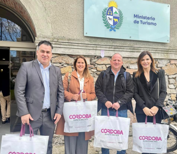 Córdoba y Uruguay fortalecen sus vínculos turísticos - imagen 1