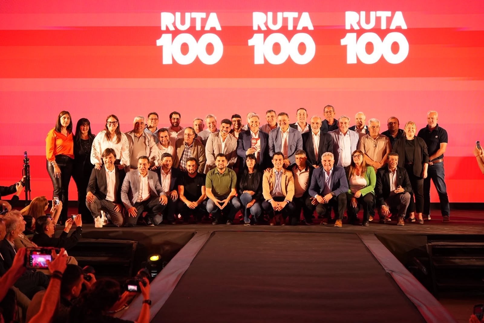Córdoba presentó la Ruta 100 y lanzó su campaña para el verano 2026/2027 - imagen 1